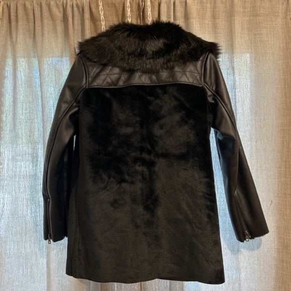 Forever 21 Faux Fur/Faux Leather Black Jacket - Small - Picture 3 of 4